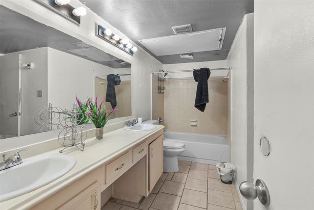 7303 Augusta Street, The Colony, TX 75056