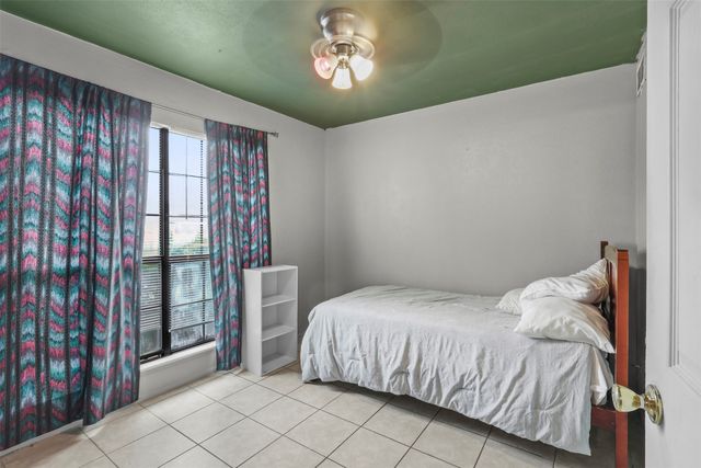 7303 Augusta Street, The Colony, TX 75056