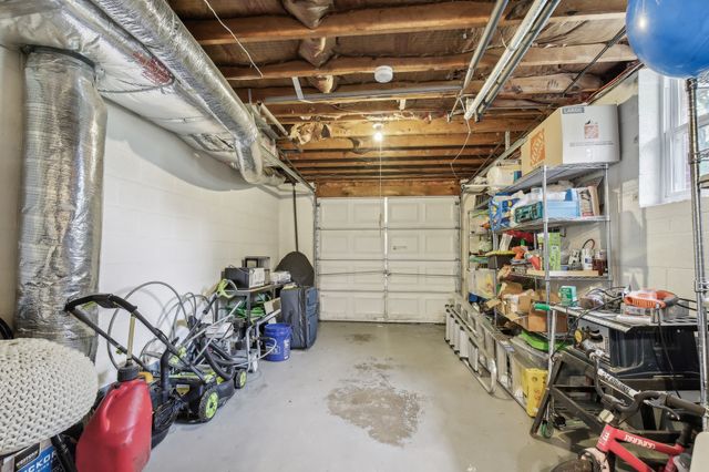 144 Airport Rd, Clarksville, TN 37042