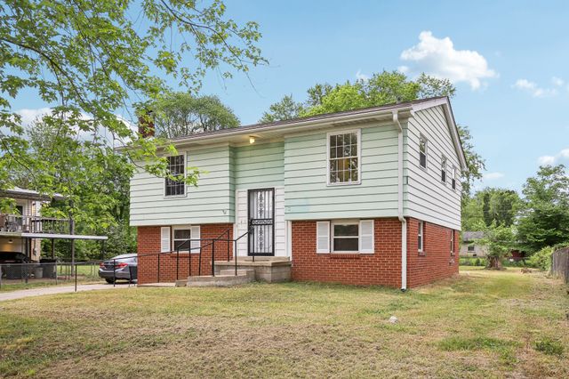 144 Airport Rd, Clarksville, TN 37042