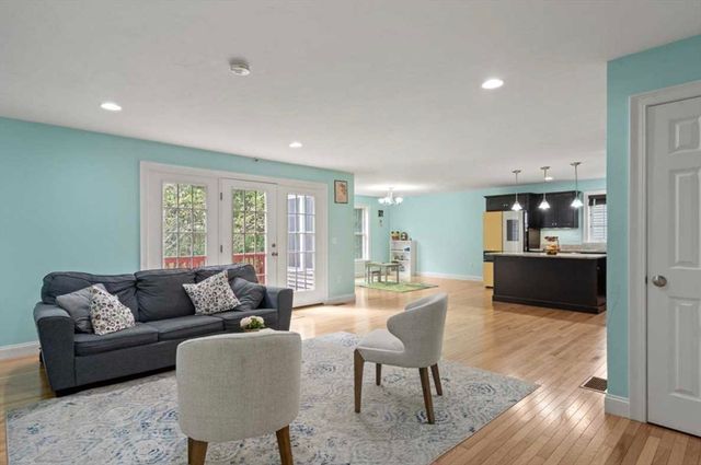 28 Mcintosh Drive, Stow, MA 01775