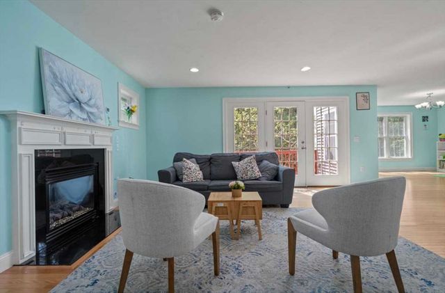 28 Mcintosh Drive, Stow, MA 01775