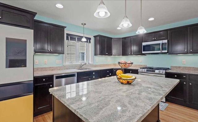 28 Mcintosh Drive, Stow, MA 01775