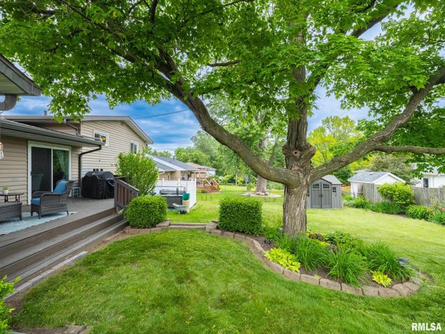 1630 W GAYLORD Avenue, Peoria, IL 61614
