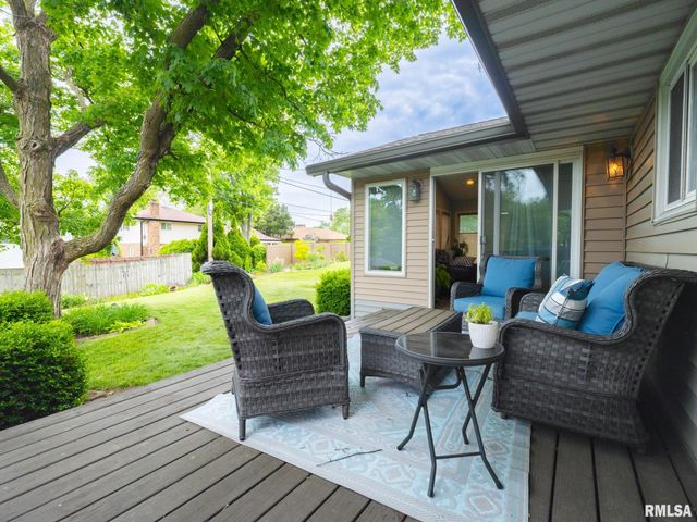 1630 W GAYLORD Avenue, Peoria, IL 61614