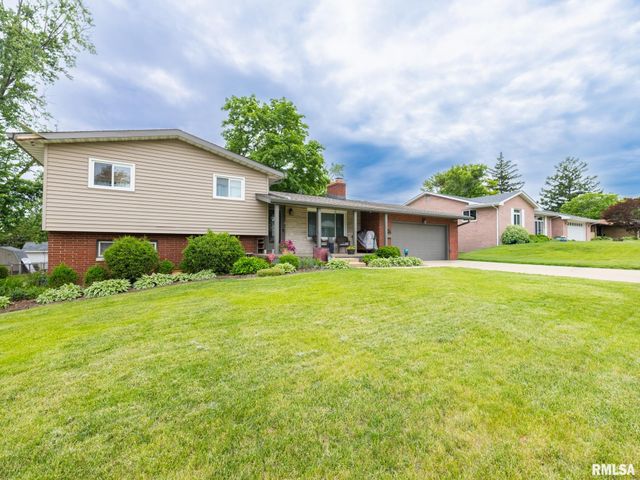 1630 W GAYLORD Avenue, Peoria, IL 61614