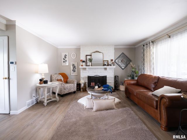1630 W GAYLORD Avenue, Peoria, IL 61614