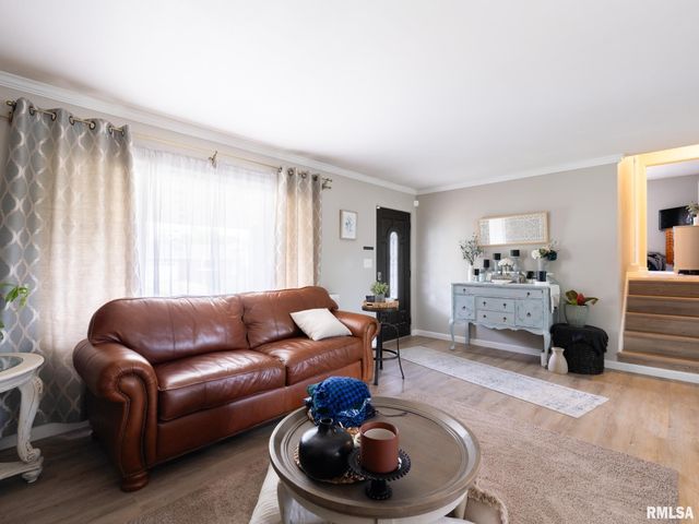 1630 W GAYLORD Avenue, Peoria, IL 61614