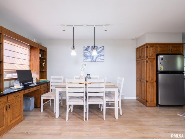 1630 W GAYLORD Avenue, Peoria, IL 61614