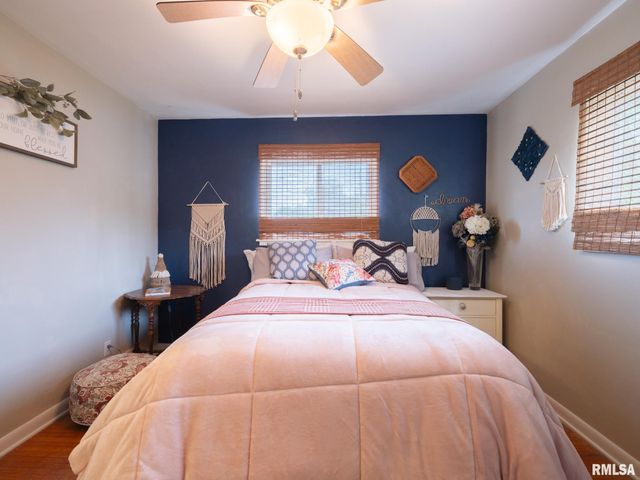 1630 W GAYLORD Avenue, Peoria, IL 61614