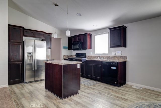 3700 Buchanan 25, Riverside, CA 92503