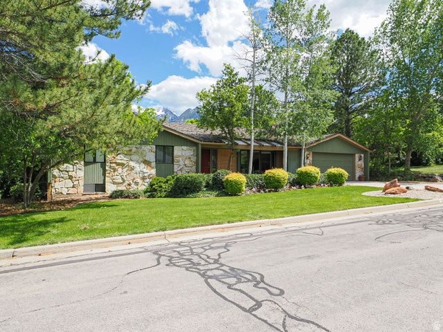 8307 S ASHLEY AVE, Sandy, UT 84093