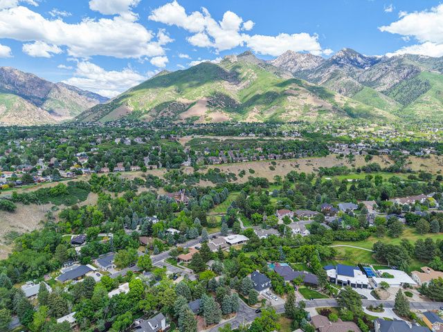 8307 S ASHLEY AVE, Sandy, UT 84093
