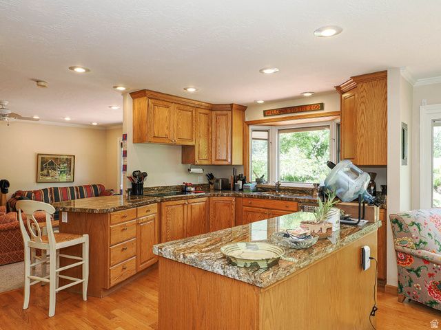 8307 S ASHLEY AVE, Sandy, UT 84093