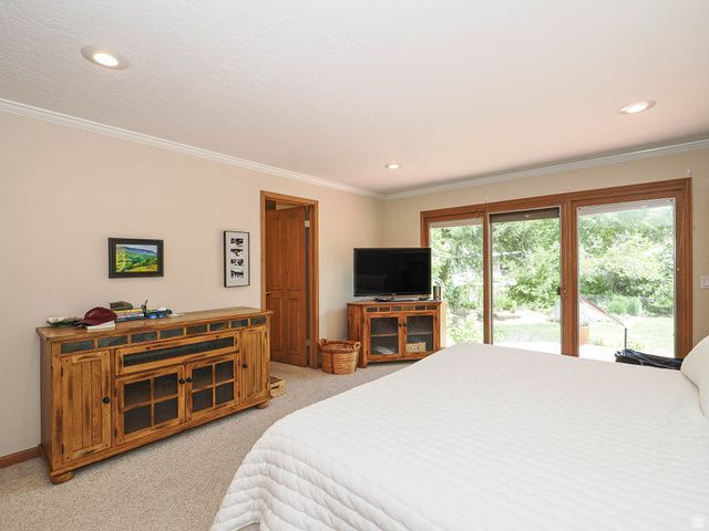 8307 S ASHLEY AVE, Sandy, UT 84093