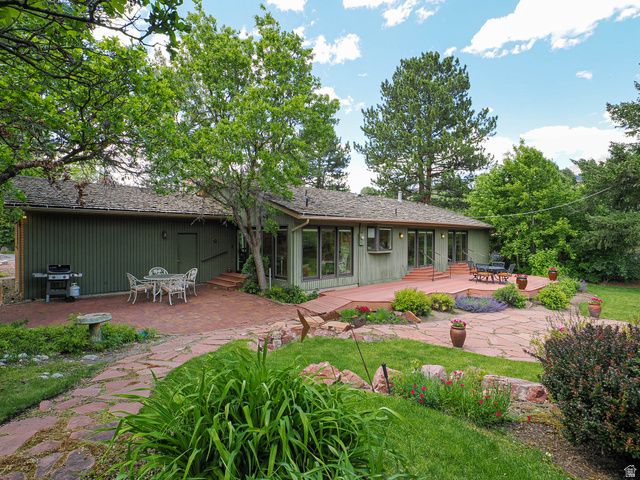 8307 S ASHLEY AVE, Sandy, UT 84093