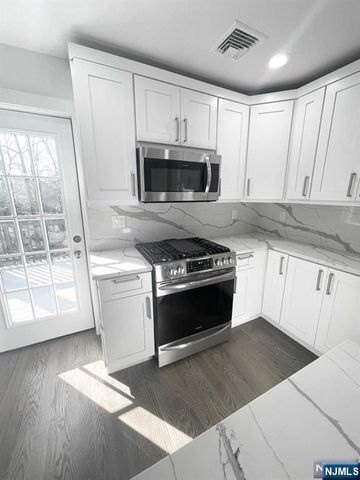 40 Grant Avenue, Cresskill, NJ 07626
