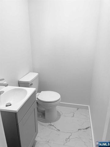 40 Grant Avenue, Cresskill, NJ 07626