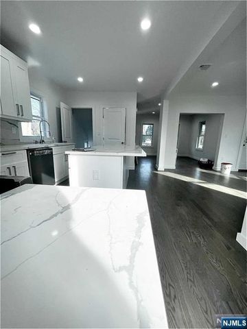 40 Grant Avenue, Cresskill, NJ 07626