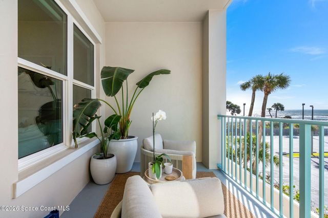1725 N Highway A1a 304, Indialantic, FL 32903