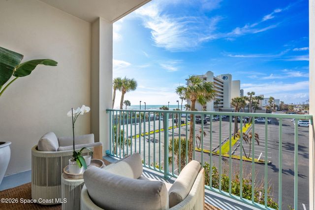 1725 N Highway A1a 304, Indialantic, FL 32903