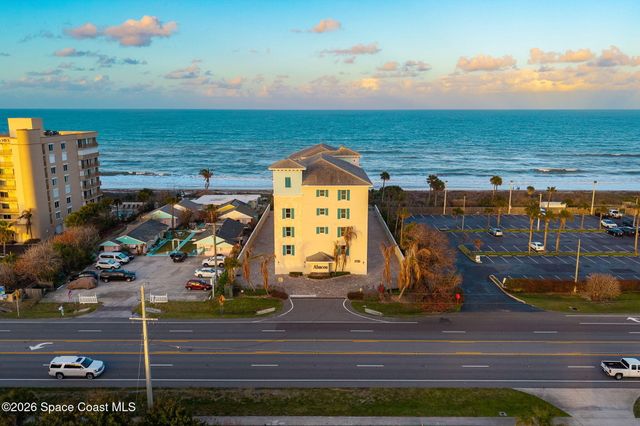 1725 N Highway A1a 304, Indialantic, FL 32903