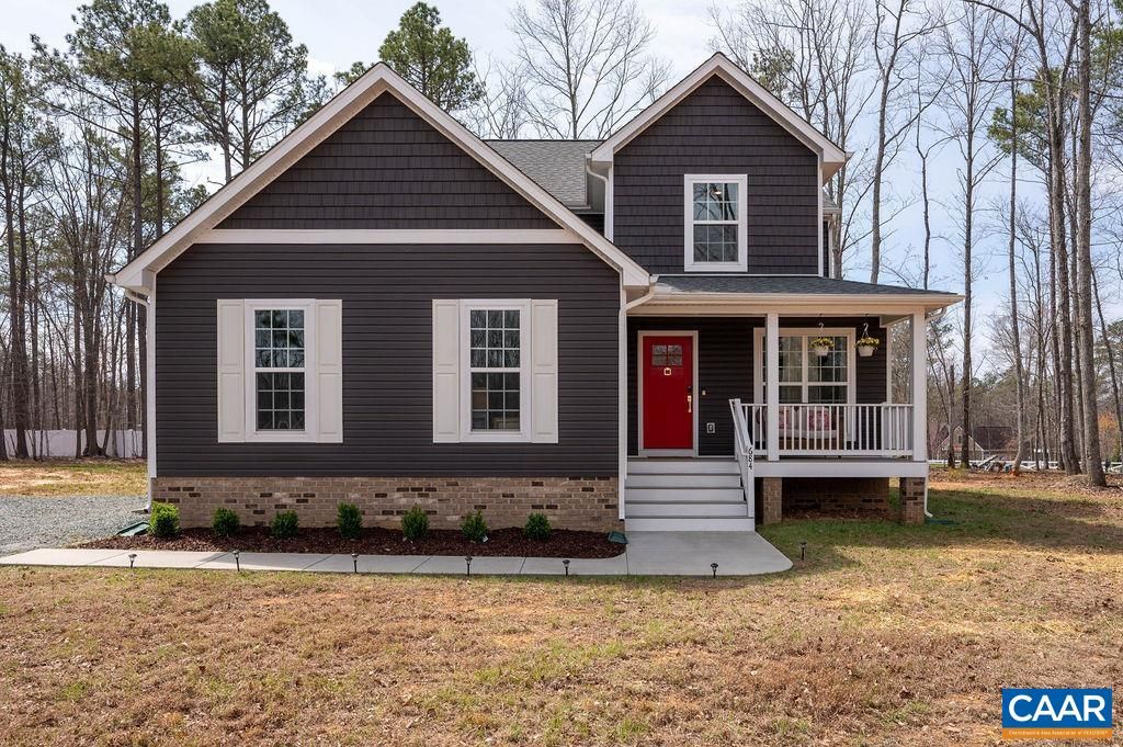 684 PINE CREST DR, Troy, VA 22974