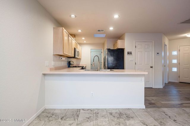 3242 Highridge Street, Las Cruces, NM 88012