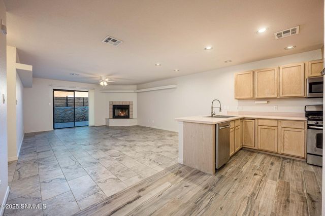 3242 Highridge Street, Las Cruces, NM 88012