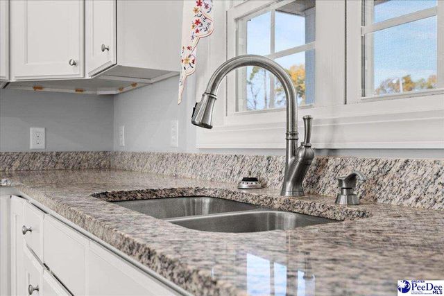 631 Rose Avenue, Hartsville, SC 29550