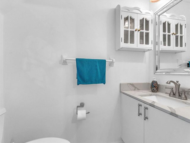 9850 NW 57TH Manor, Coral Springs, FL 33076