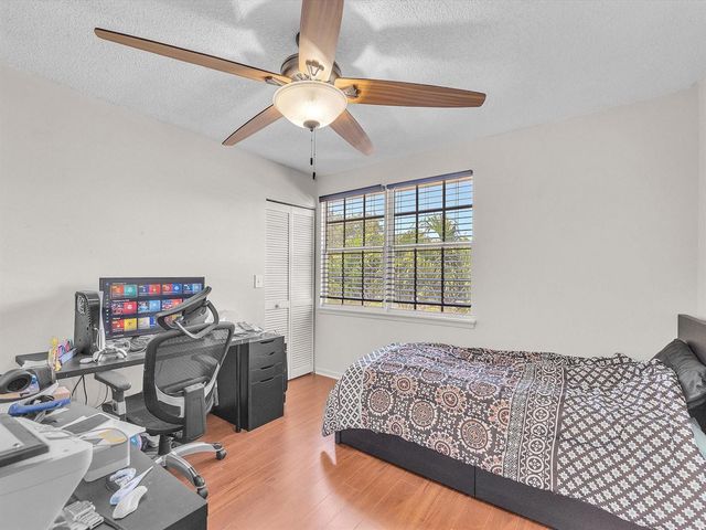 9850 NW 57TH Manor, Coral Springs, FL 33076