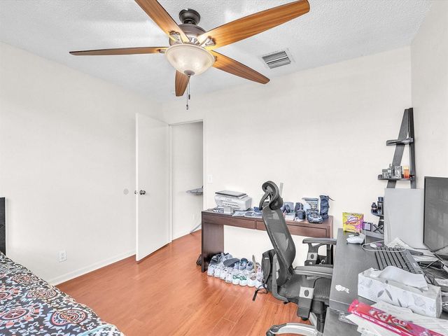 9850 NW 57TH Manor, Coral Springs, FL 33076