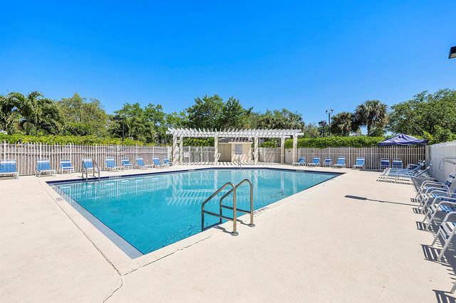 9850 NW 57TH Manor, Coral Springs, FL 33076