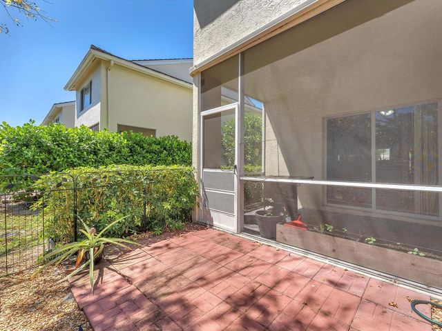 9850 NW 57TH Manor, Coral Springs, FL 33076