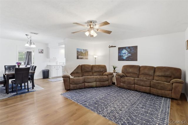 3721 N Goldencup Terrace, Beverly Hills, FL 34465