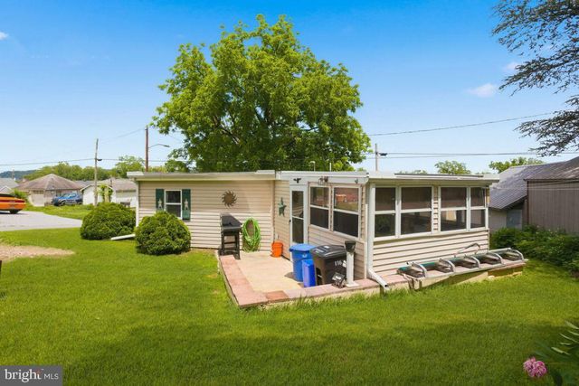 116 HOWARD AVE, Wrightsville, PA 17368