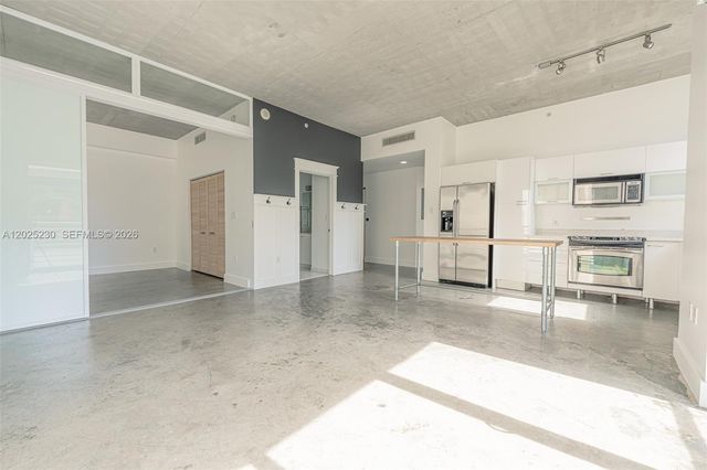 133 NE 2nd Ave 312, Miami, FL 33132