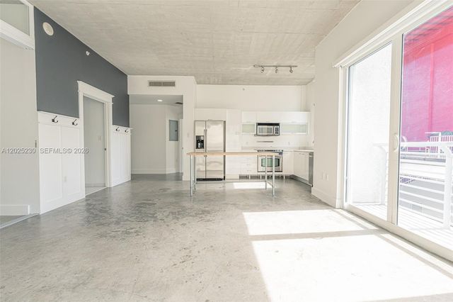 133 NE 2nd Ave 312, Miami, FL 33132