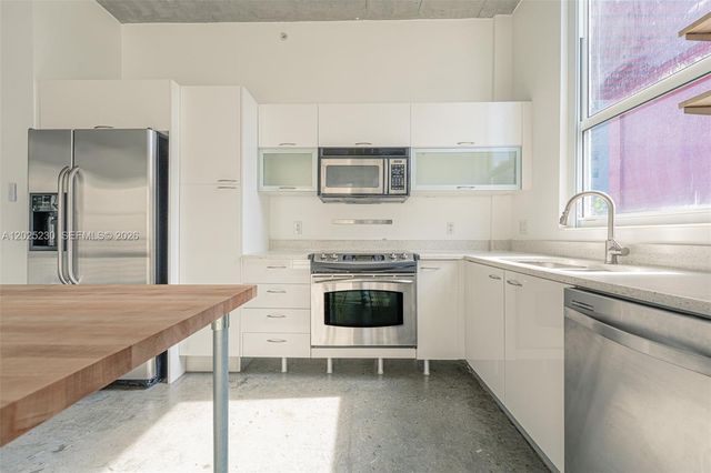 133 NE 2nd Ave 312, Miami, FL 33132