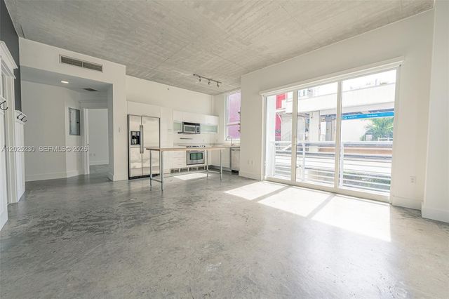 133 NE 2nd Ave 312, Miami, FL 33132