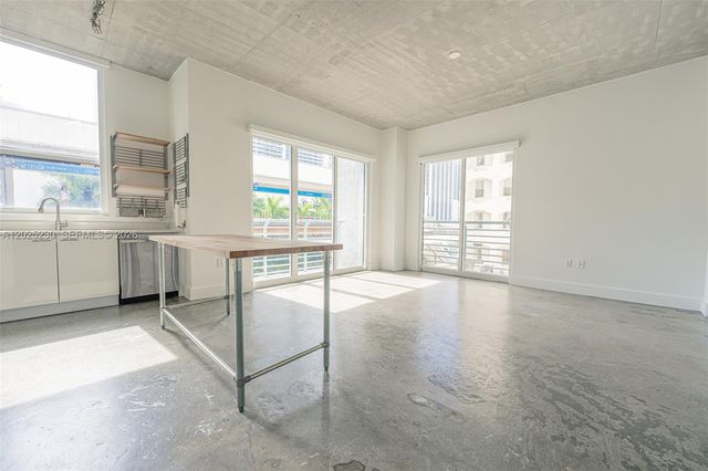 133 NE 2nd Ave 312, Miami, FL 33132