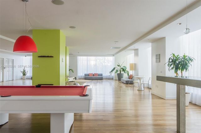133 NE 2nd Ave 312, Miami, FL 33132