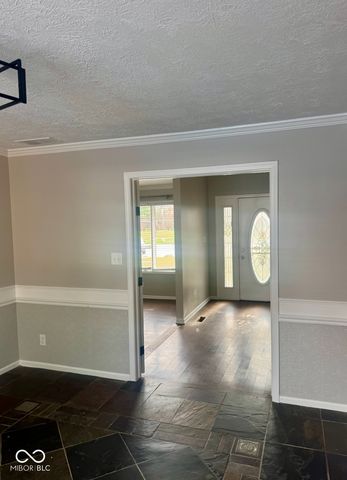 4946 Beechwood Circle, Avon, IN 46123