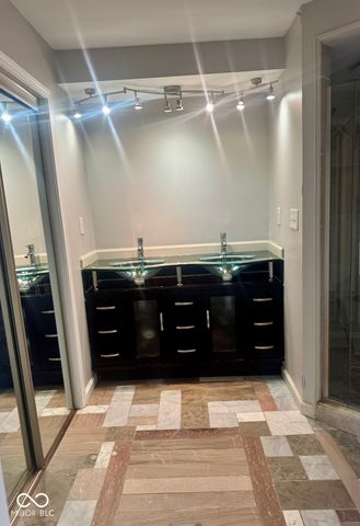 4946 Beechwood Circle, Avon, IN 46123