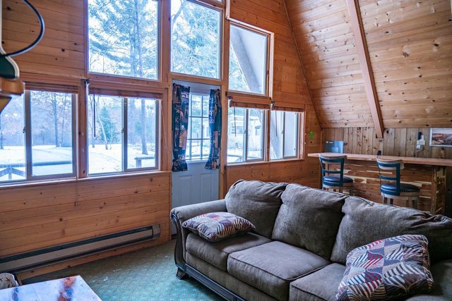 N8935 Deer Path, New Lisbon, WI 53950