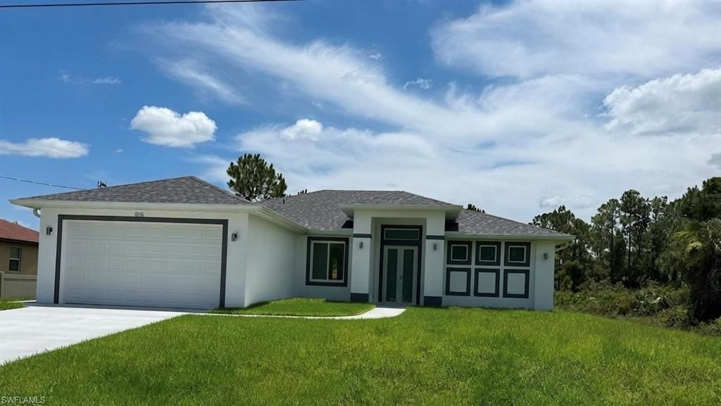 808 Congress AVE, LEHIGH ACRES, FL 33972 — exterior