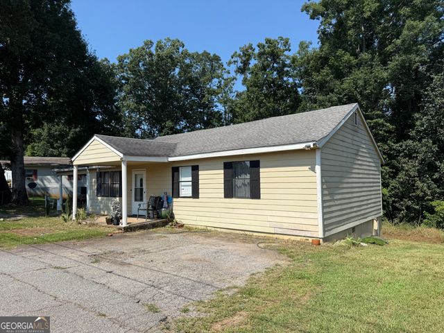 105 Bennett Drive, Gainesville, GA 30501