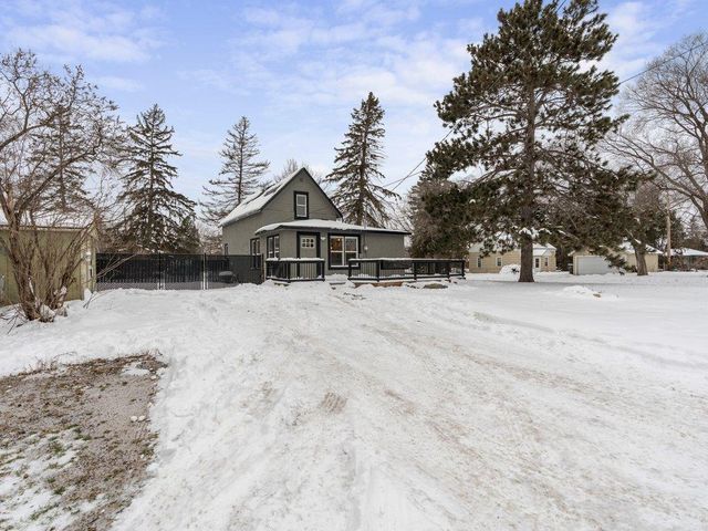 624 8th Avenue NE, Brainerd, MN 56401