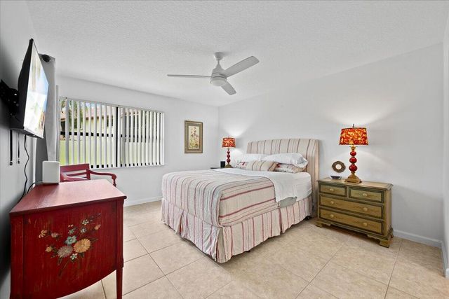 12660 Shoreline Drive 1A, Wellington, FL 33414